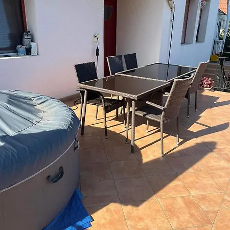 Rege 3 Apartment Alsoors